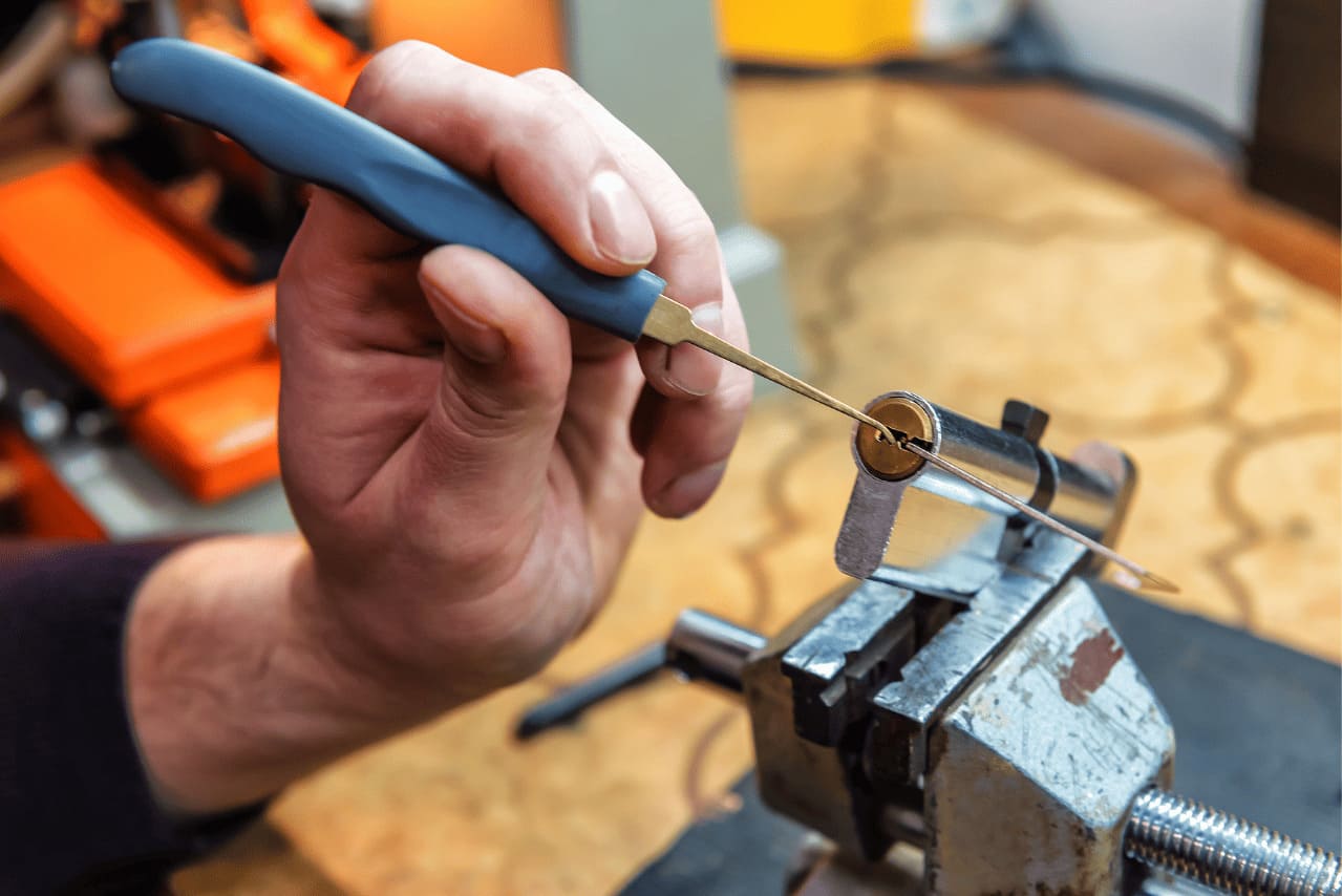 locksmith service